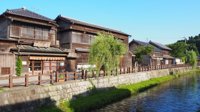 河川沿いの家はカビが発生しやすい？湿気対策と防カビのコツ
